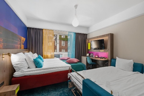 Richmond Hotel image 7